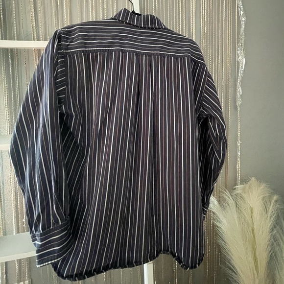 ROBERT GRAHAM LS Button down Logo, Casual or Dress Shirt, size Medium, Crest - Picture 2 of 7